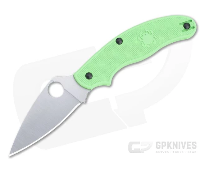 Spyderco UK Penknife Salt UKPK Plain LC200N Green FRN Slip Joint Folder C94PGR 3 Spyderco UK Penknife Salt UKPK Plain LC200N Green FRN Slip Joint Folder C94PGR
