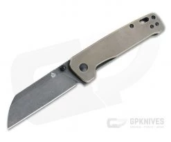 QSP Knives Penguin Sheepsfoot Black Stonewashed D2 Brass Liner Lock Folder